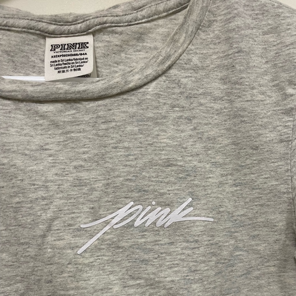 PINK Grey Tee Cropped size XS - Picture 3 of 5